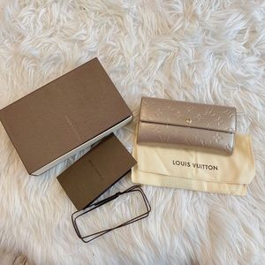 Louis Vuitton vernis long wallet gold monogram